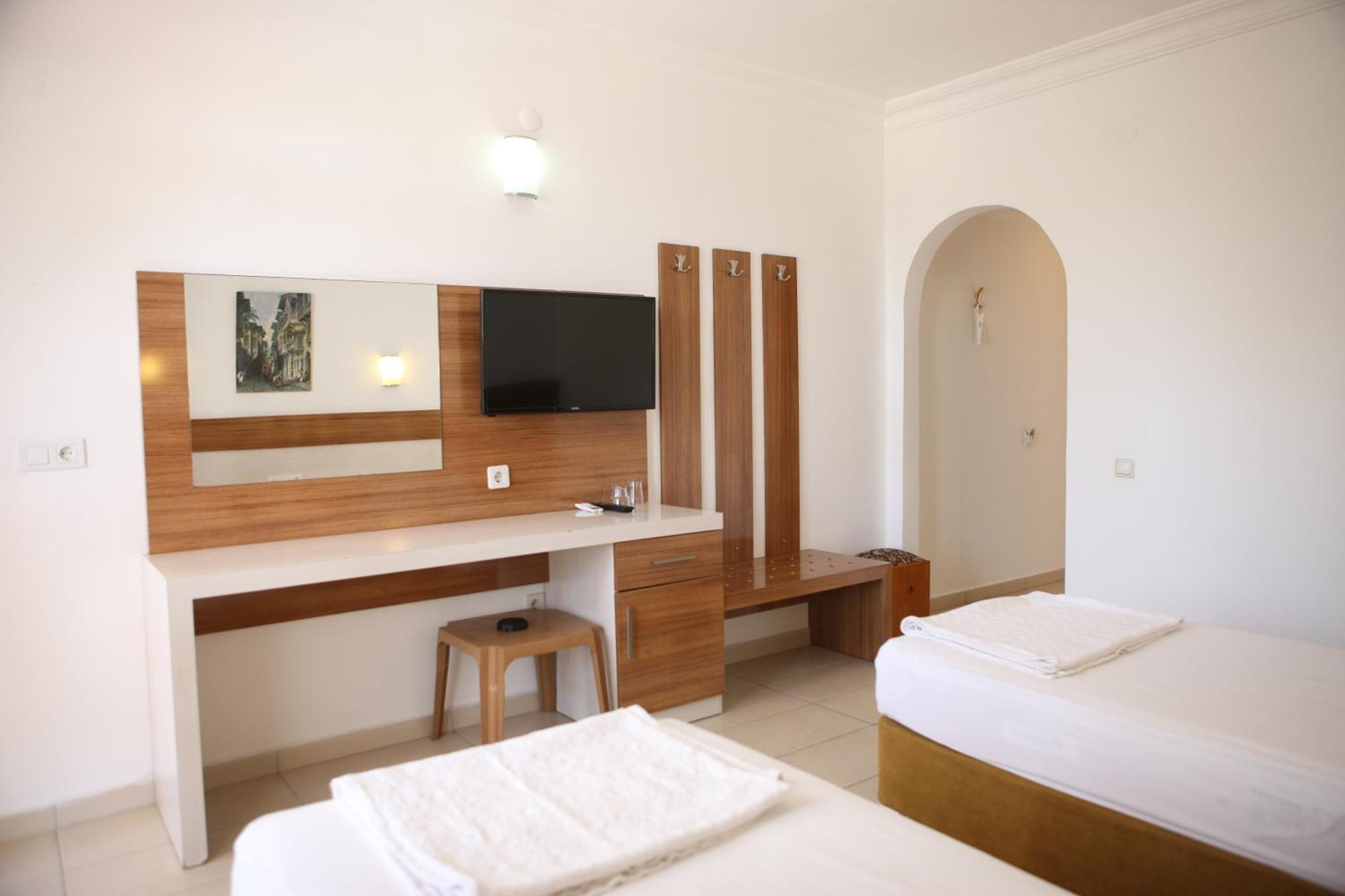 Miray Hotel Kleopatra Аланя Стая снимка