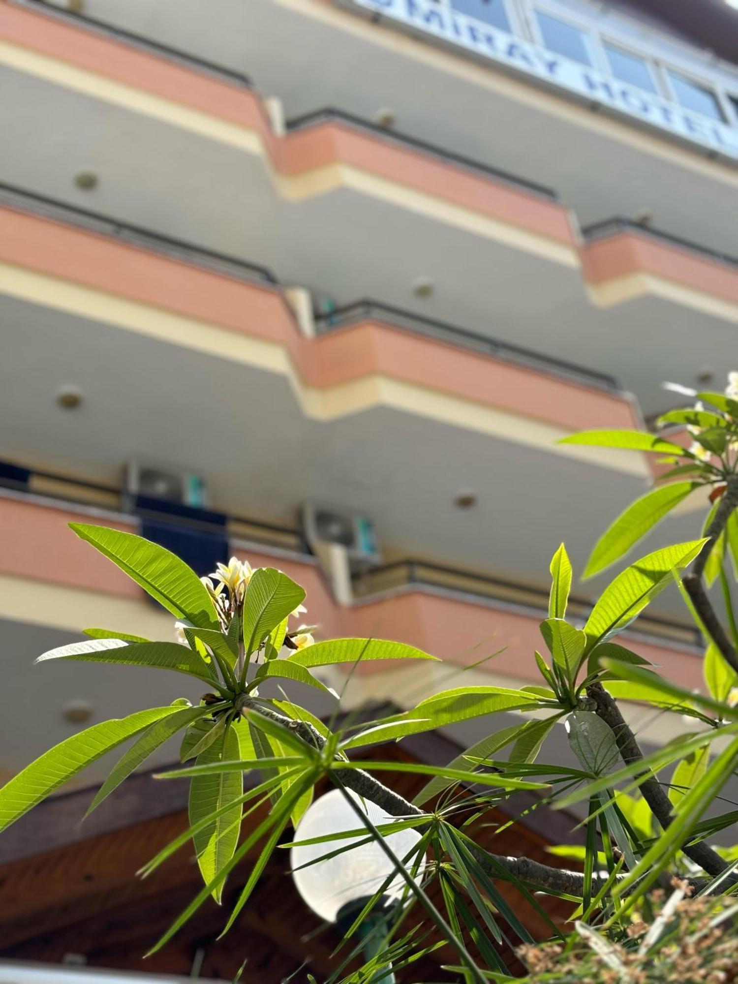 Miray Hotel Kleopatra Аланя Екстериор снимка