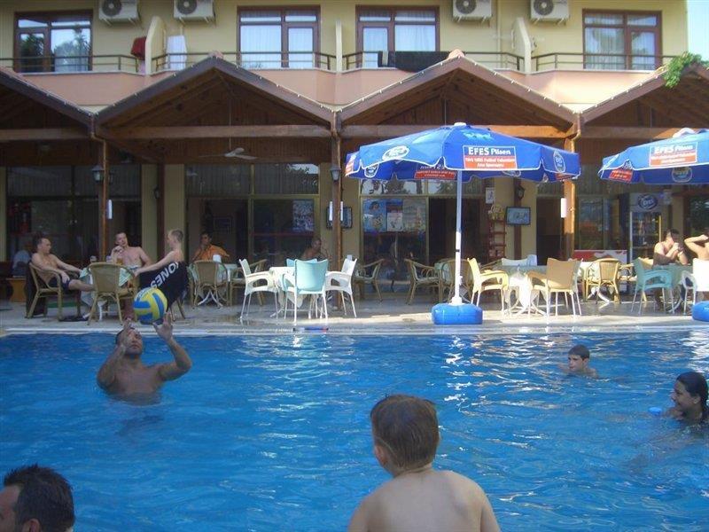 Miray Hotel Kleopatra Аланя Екстериор снимка