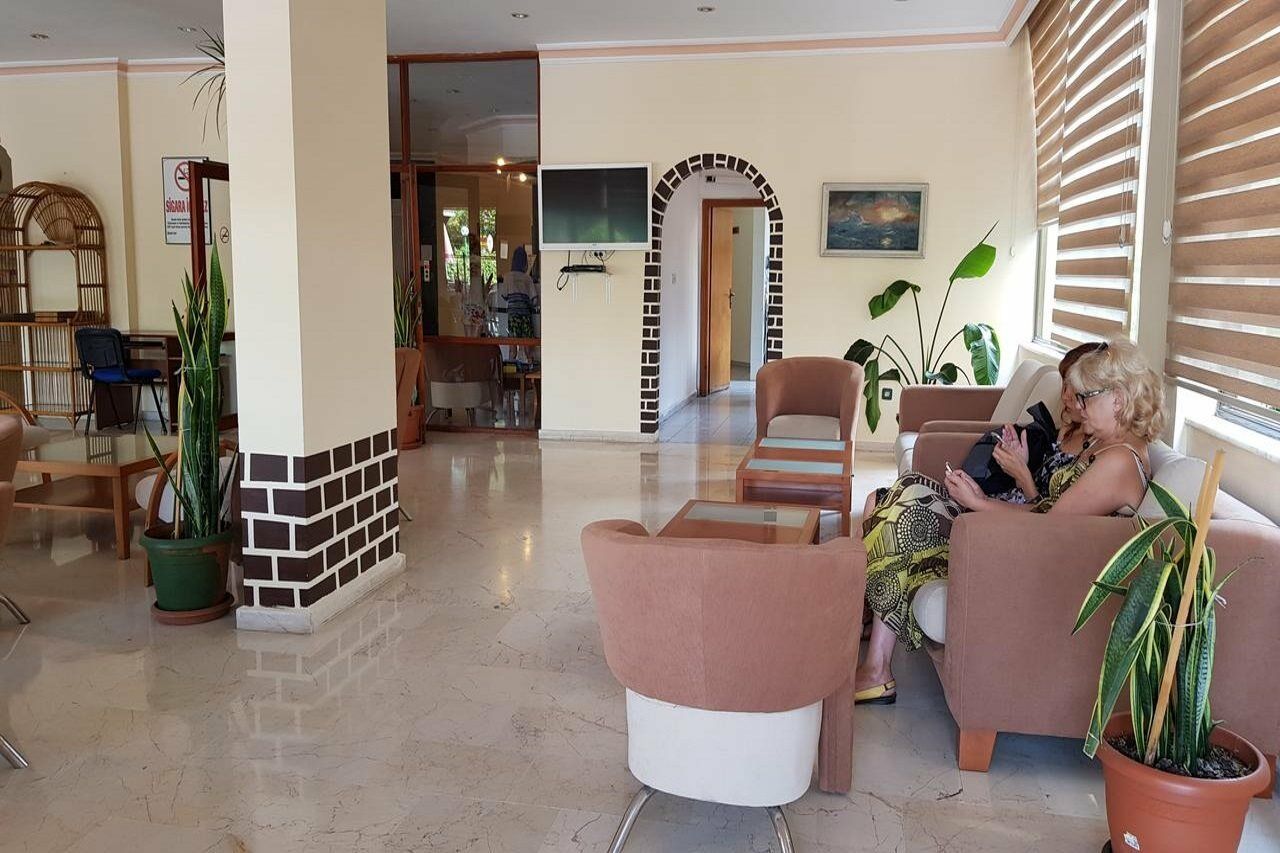 Miray Hotel Kleopatra Аланя Екстериор снимка